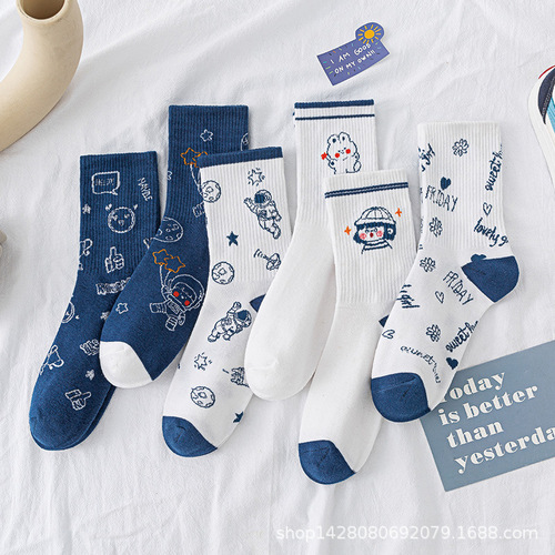 Basketball socks foreign trade cotton socks wholesale Japanese student mid-calf socks spring and autumn women's cartoon stockings white socks