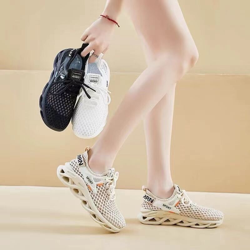 Mesh Sneakers for Women with a Stepping-On-Clouds Feel, 2025 Summer New Style, Hollow Breathable Mesh Surface, Soft Sole, Student Shoes, Running Shoes