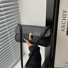 跨境代发腋下包外贸批发法棍包法式单肩包网红包包女包高级感方包