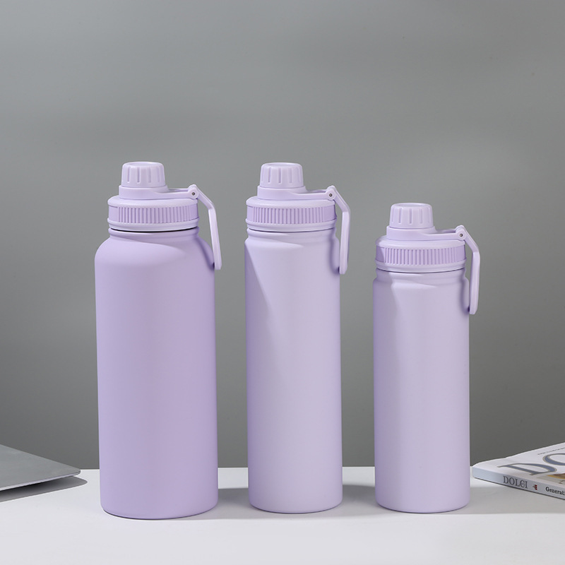 Ventas transfronterizas calientes espaciales 304 tazas de acero inoxidable tazas de agua deportivas portátiles al aire libre con anillo de hebilla kettle deportivo