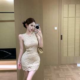 法式轻熟风镂空蕾丝连衣裙女春季打底修身显瘦气质感包臀短裙