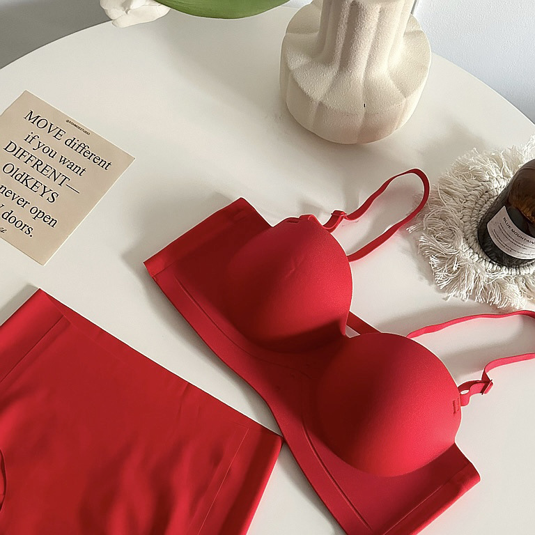 231 cartón original media taza engrosada ropa interior de las mujeres pequeño pecho push up inalámbrico grande sujetador sin costuras