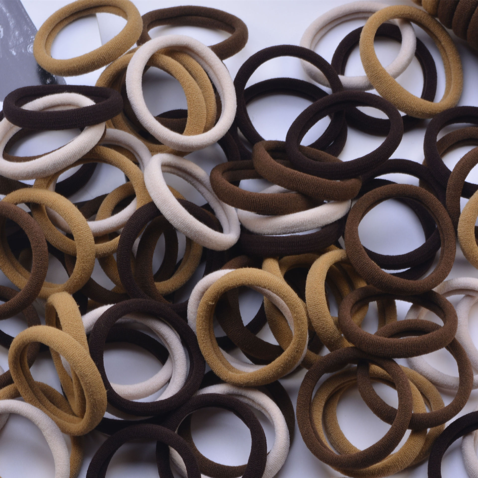 검정색과 커피색이 섞인 [30스틱 1봉] opp 접착식 가방으로 제공됩니다.