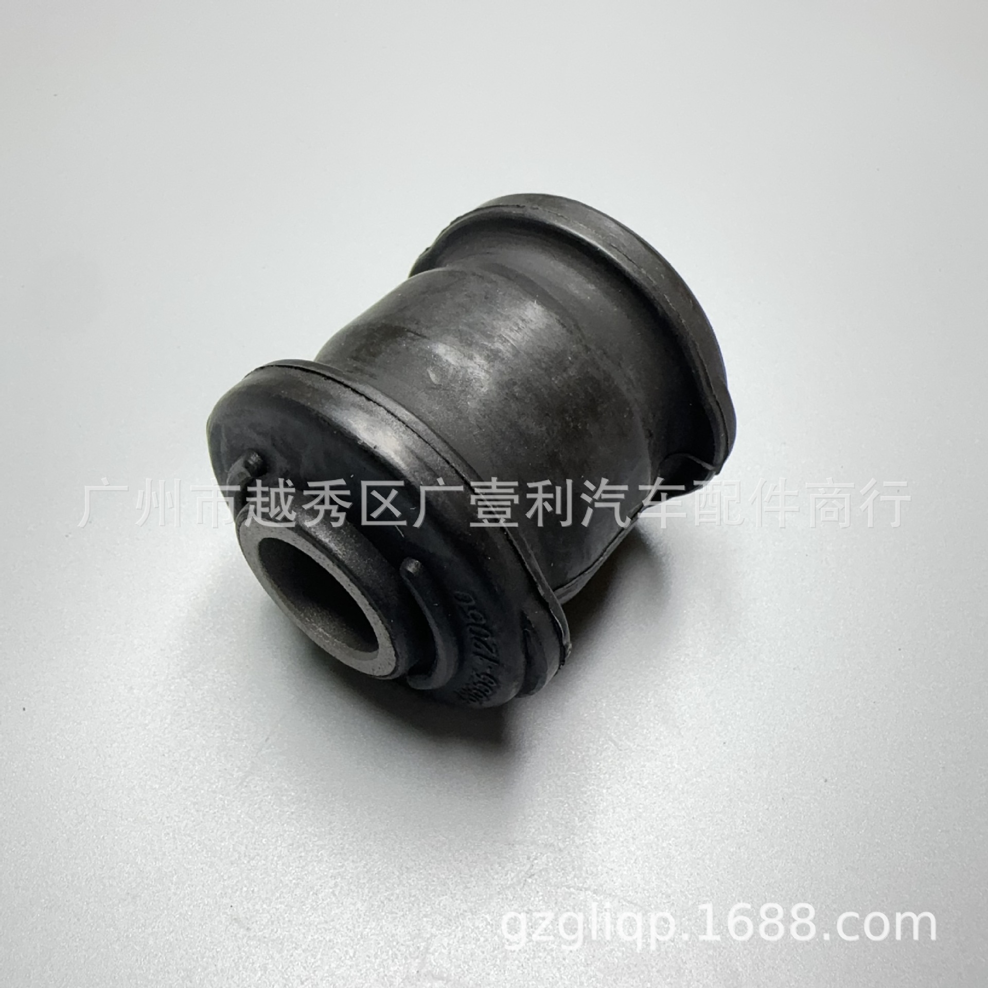 Applicable to 48655-12050 48075-12010b 48076-12010b AE100 lower suspension rubber sleeve