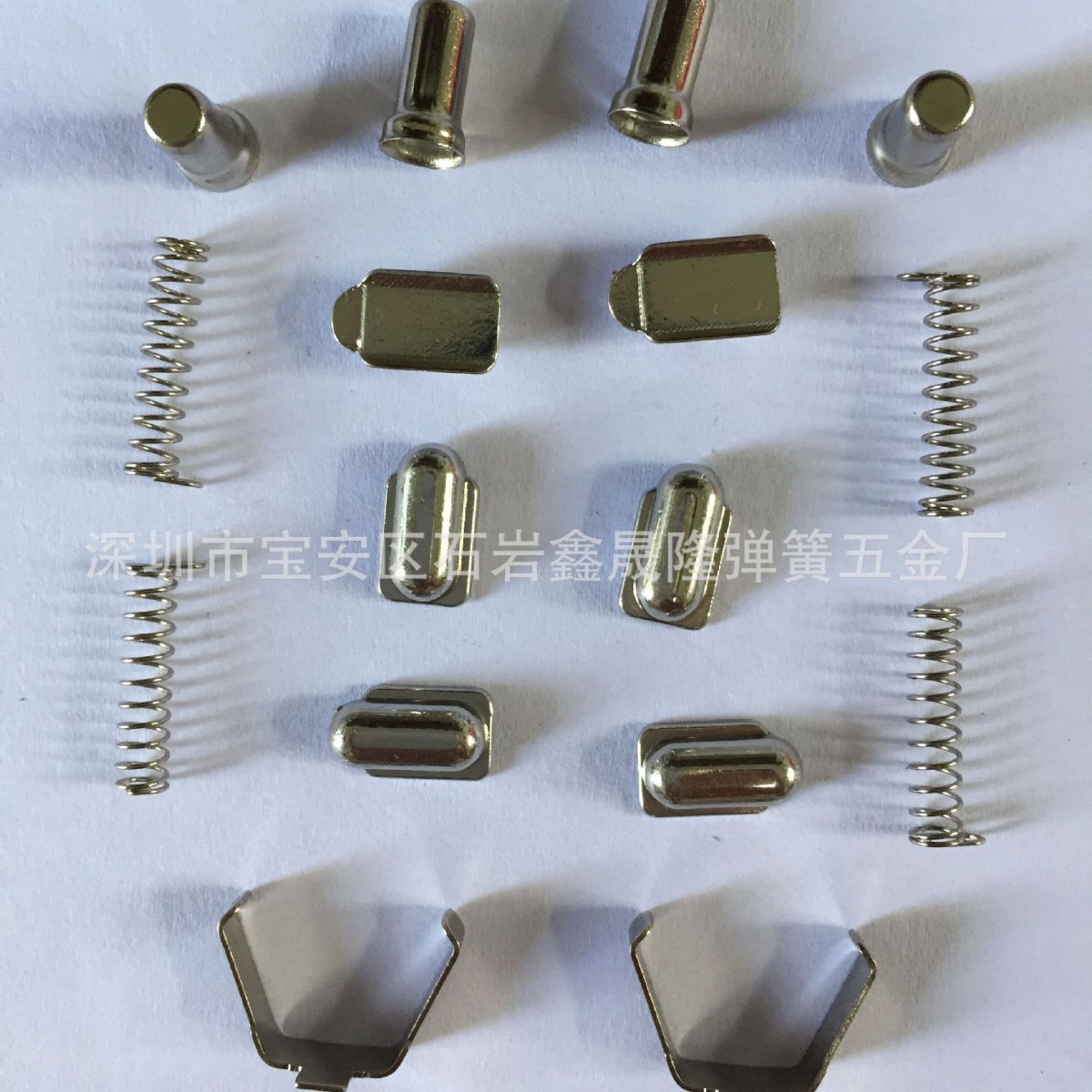 厂家直销蓝牙车充五金弹片实心负极弹片实心凸点车充分体弹片凸点