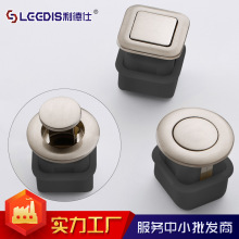 �������������ְ��b���T�[�΃�Ƕʽ�F�����s����Ϗ��ɰ���