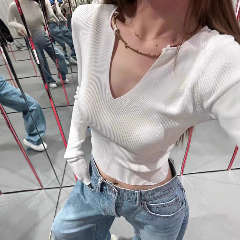 2026 New Fashion Casual Slim Fit Short Chain V-Neck Solid Color Ice Silk Knit Long-Sleeve T-Shirt for Women