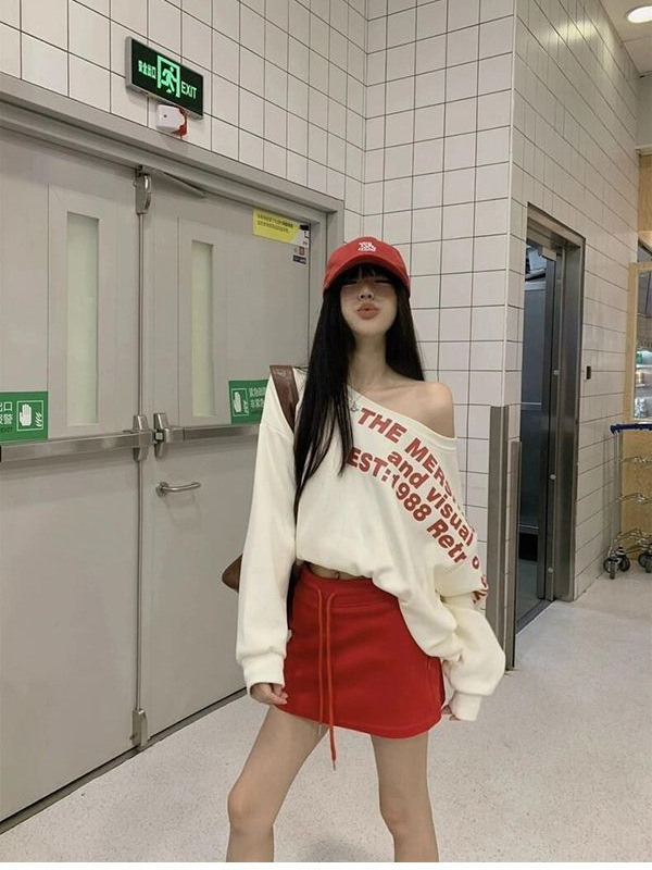 美式辣妹斜肩长袖t恤卫衣女早秋季2025新款宽松慵懒风设计感上衣|undefined