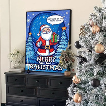 ʥ����װ�λ���ʽ��ͨ�����һ�ʥ������Χ�п���������װ��ǽ�ڻ�