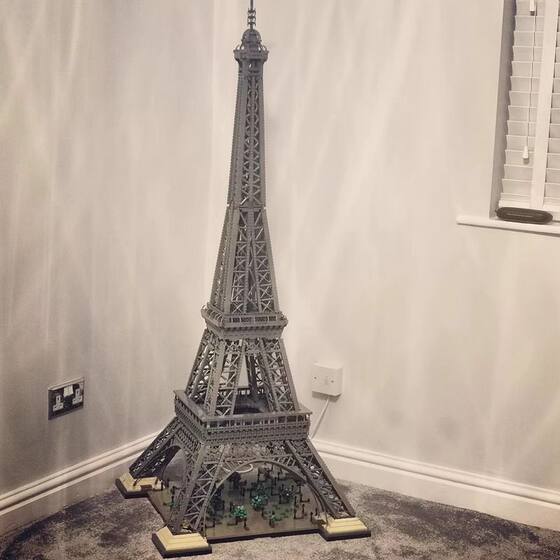 [Manufacturer Wholesale] Paris Eiffel Tower Is Compatible with Lego Building Blocks, Difficult Large Puzzle Assembly for Men and Women