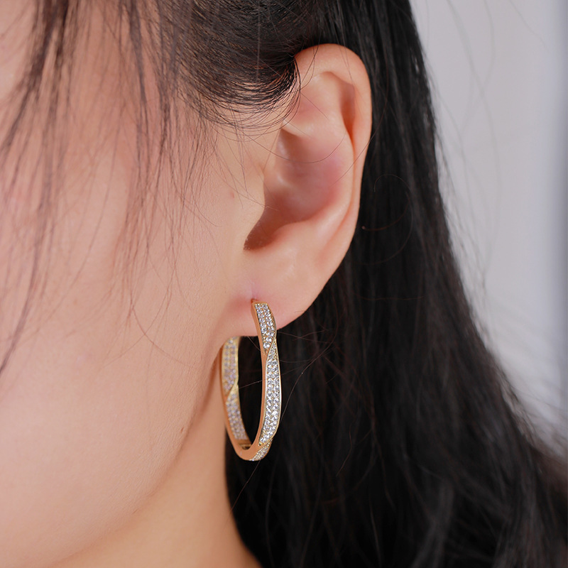 Xuping joyería aretes de aleación europea y americana temperamento femenino círculo rojo orejas nuevas joyerías de orejas geometría