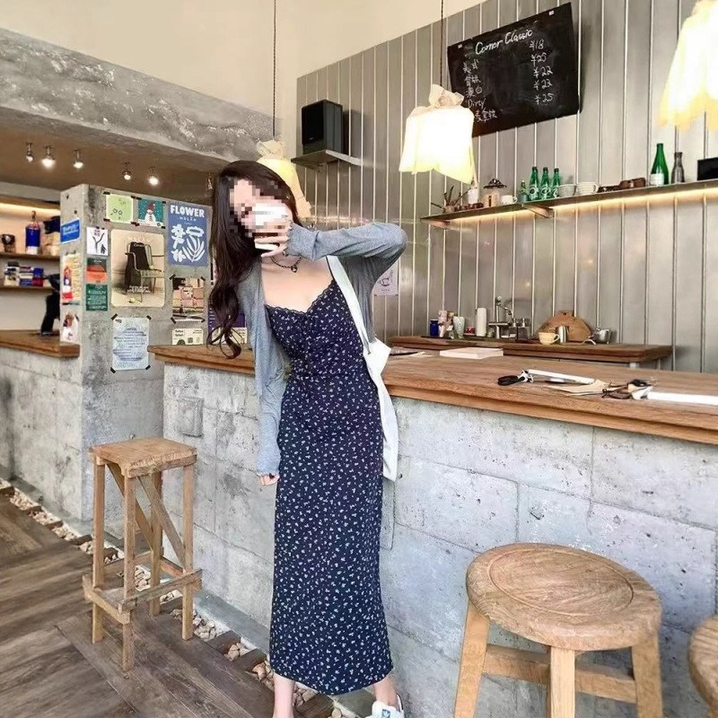 2025 New Set of Dresses, Summer Temperament, Gentle French Floral Suspenders, Two-Piece Slim Mid-Length Skirt