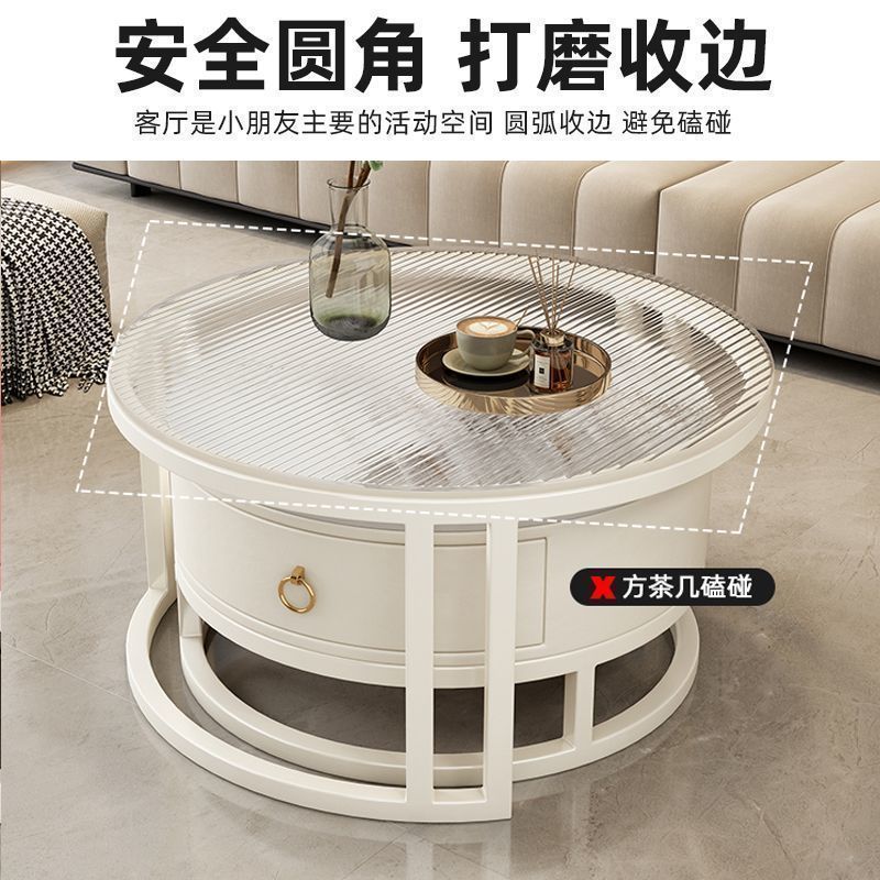 작은 아파트 슬레이트 커피 테이블