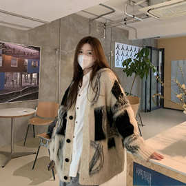 2025年慵懒风针织开衫毛衣外套女加厚小众设计感小个子上衣秋冬