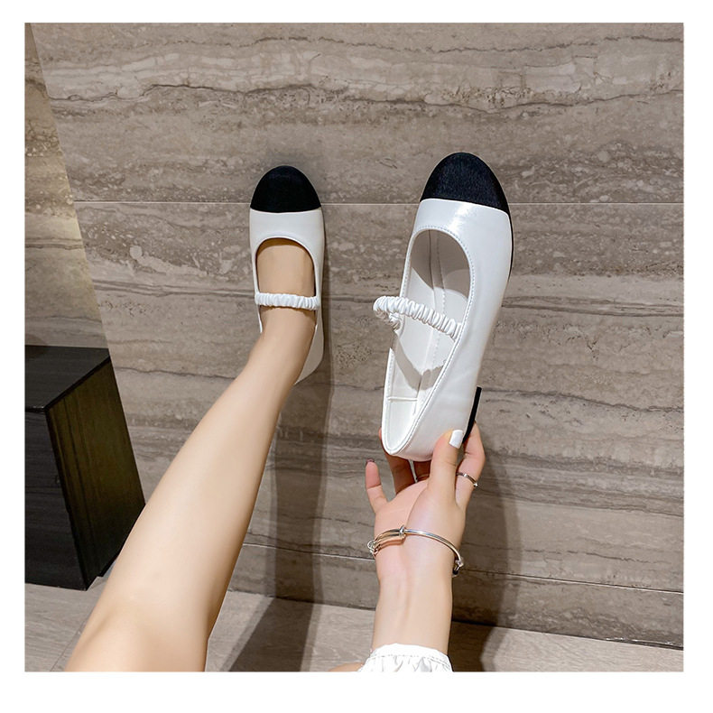 Giày lười nữ mũi tròn phối màu, quai ngang co giãn, đế bằng gót thấp 1–3 cm — Màu đen, Trắng sữa chi tiết 19