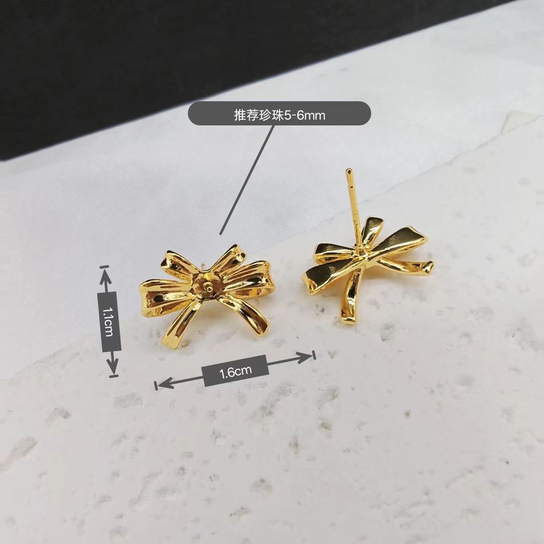 Perla de alta sensibilidad 925 agujas de plata 18k chapadas en oro pendientes huecos accesorios de material femenino fábrica al por mayor