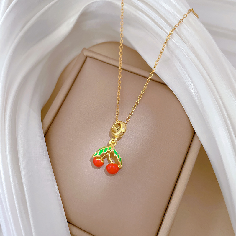 Gorgeous Green Leaf Cherry Pendant Necklace In Titanium Steel_voghion.com