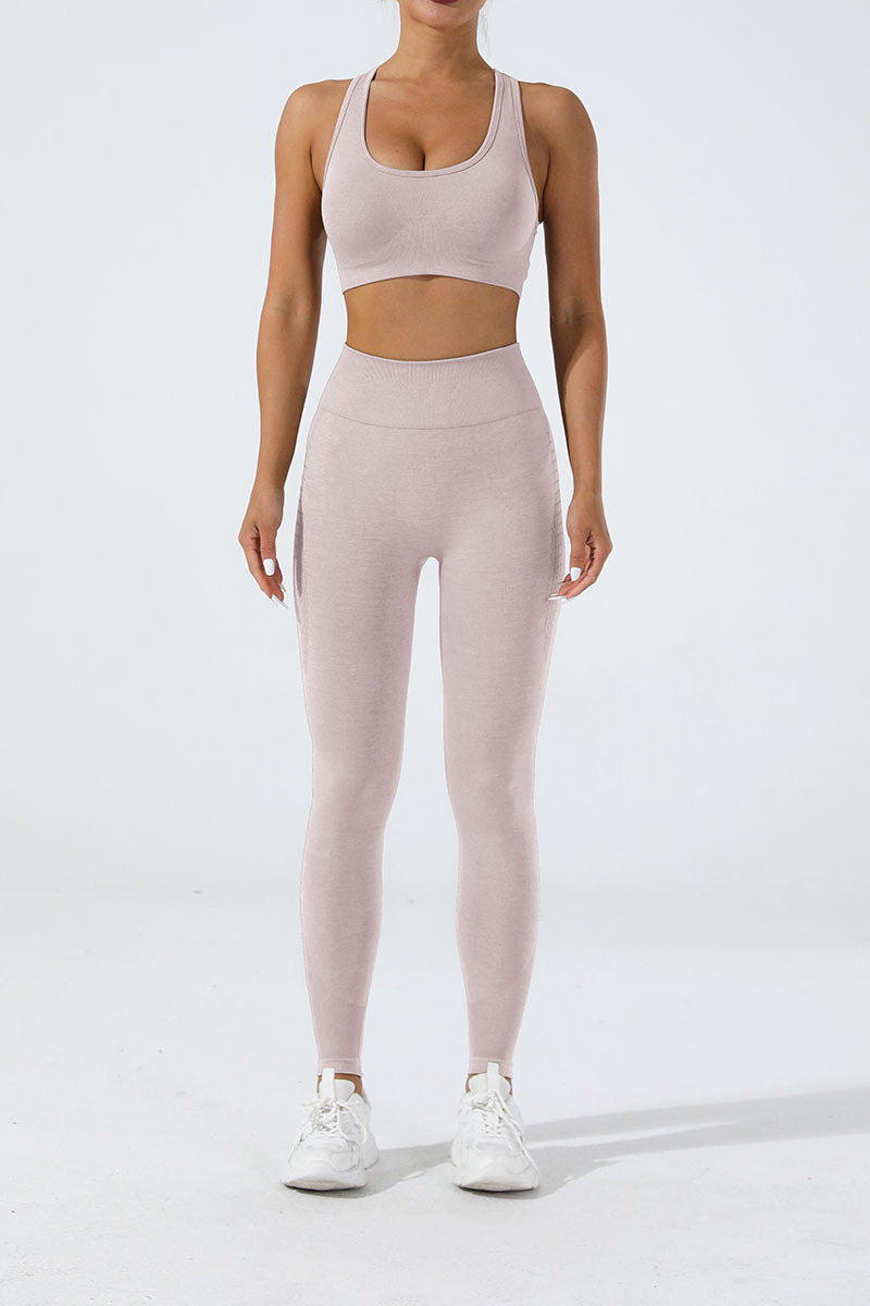 Cationic Seamless Yoga Outfit Set Butt Lifting Tight Fitness Pants Backless Sports Bra Yoga Vest Body Shaping Running Tights_voghion.com