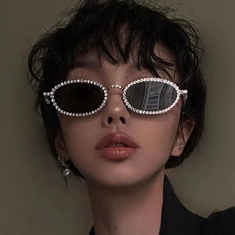 Brand glasses solar-powered