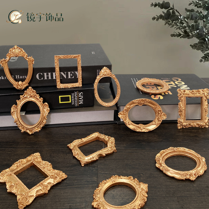 Vintage Gold Mini Photo Frame Baroque Carved Small Picture Frame Nail Art Decoration Background Frame Resin Decorative Frame Wholesale