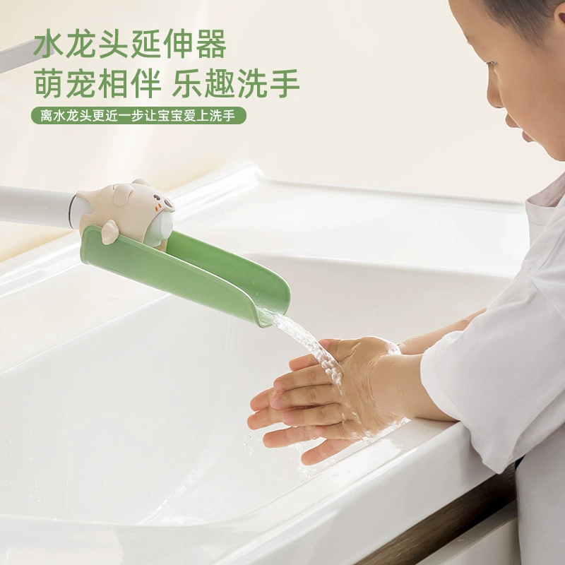 Тщательно подобранная удлинительная насадка для смесителя в виде мультяшного персонажа, защита от брызг, универсальная для детских умывальников в ванной, выдвижная, милая и многофункциональная.