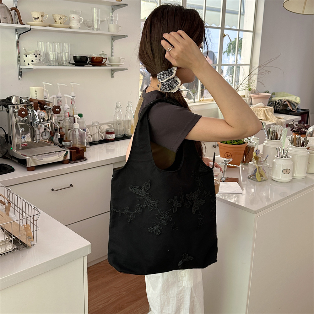 44292 Traditional Chinese style retro embroidered lace butterfly cloth bag for casual women's travel, canvas bag, large capacity single-shoulder bag undefined