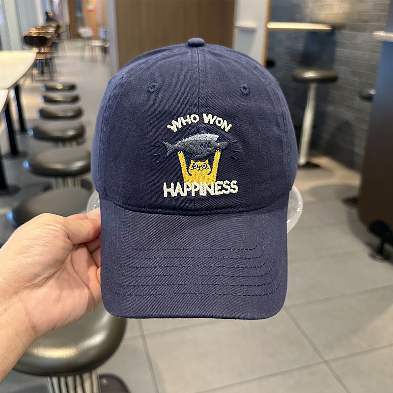 野球帽 レディース 韓国版 若者 男女兼用 ストリートファッション 魚を持ち上げる猫の文字刺繍 小さなカーブつば帽子|undefined