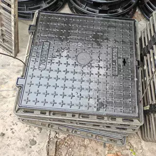 定制生产球墨铸铁井盖下水道雨水单开双开沟方形井盖污水窨井盖