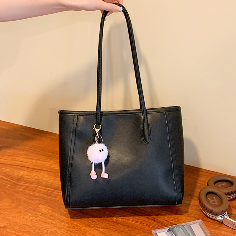 No pendant black