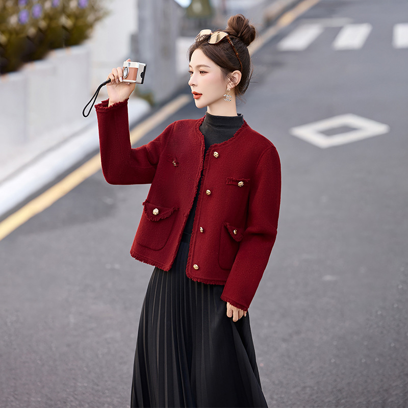 Tweed Style Style Raw Edge Sheep Wool Woolen Outwear for Women 2025 Winter Petite Lady Short Double-Sided Woolen Outwear
