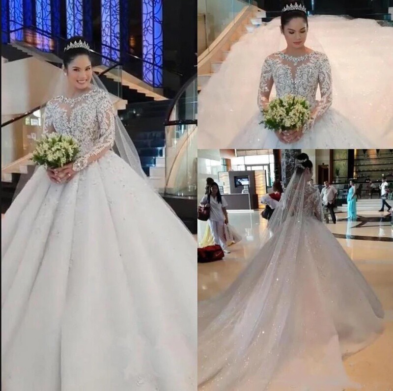 Cross-border new foreign trade wedding dress 2022 autumn and winter New European and American rhinestone lace long sleeve wedding dress large tail wedding dress