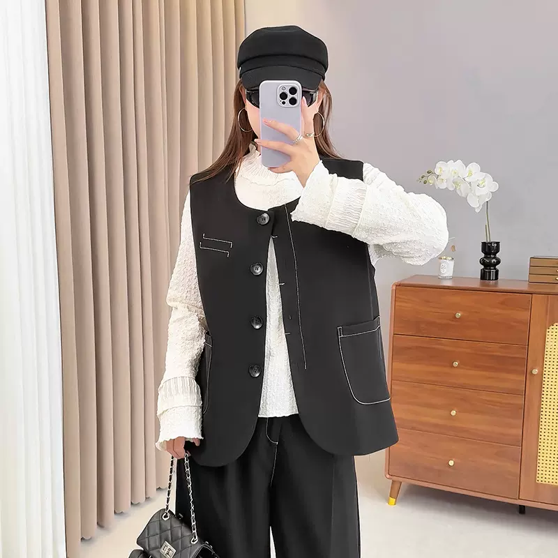 烟台双天服装2025年秋季新款微胖胖mm大码女装高级感明线马甲9091