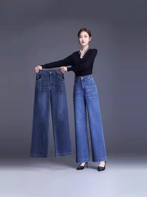 中年の広脚ジーンズの女性ズボンがゆるい春秋2025年の新型弾力性中高年直筒母ズボン|undefined