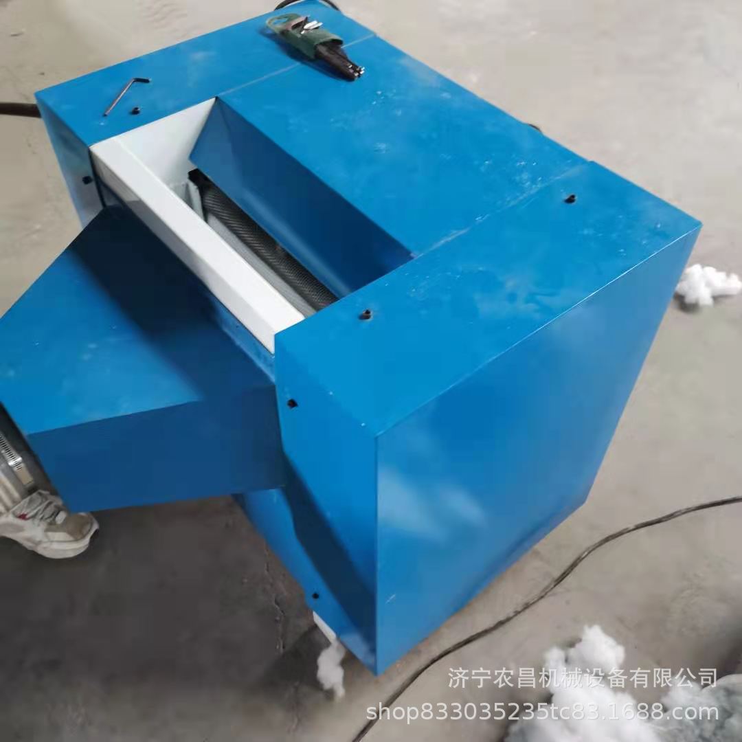 松棉打棉机开松机 PP棉公仔棉厂家现货 毛绒玩具丝绵梳理机视频