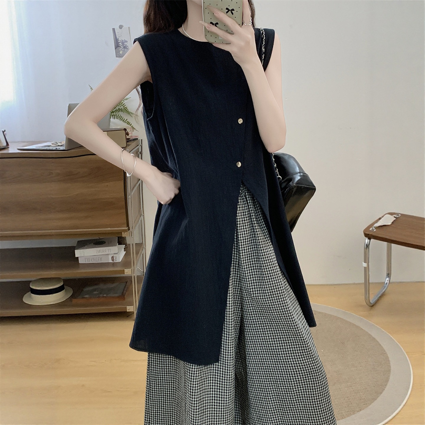 블랙탑 [비충돌셔츠/예술적인 생우유/개성/중공/슬림/솔트스타일/차맛이 나는 핫탑/핫걸인스/숏탑/얇음