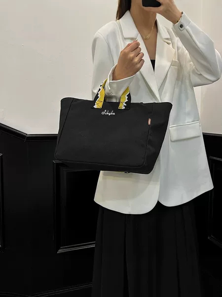 New Commuter Tote Bag, Large-Capacity Travel Canvas Women's Bag, Hand-Held Shoulder Bag, Simple and Versatile Student Class Bag