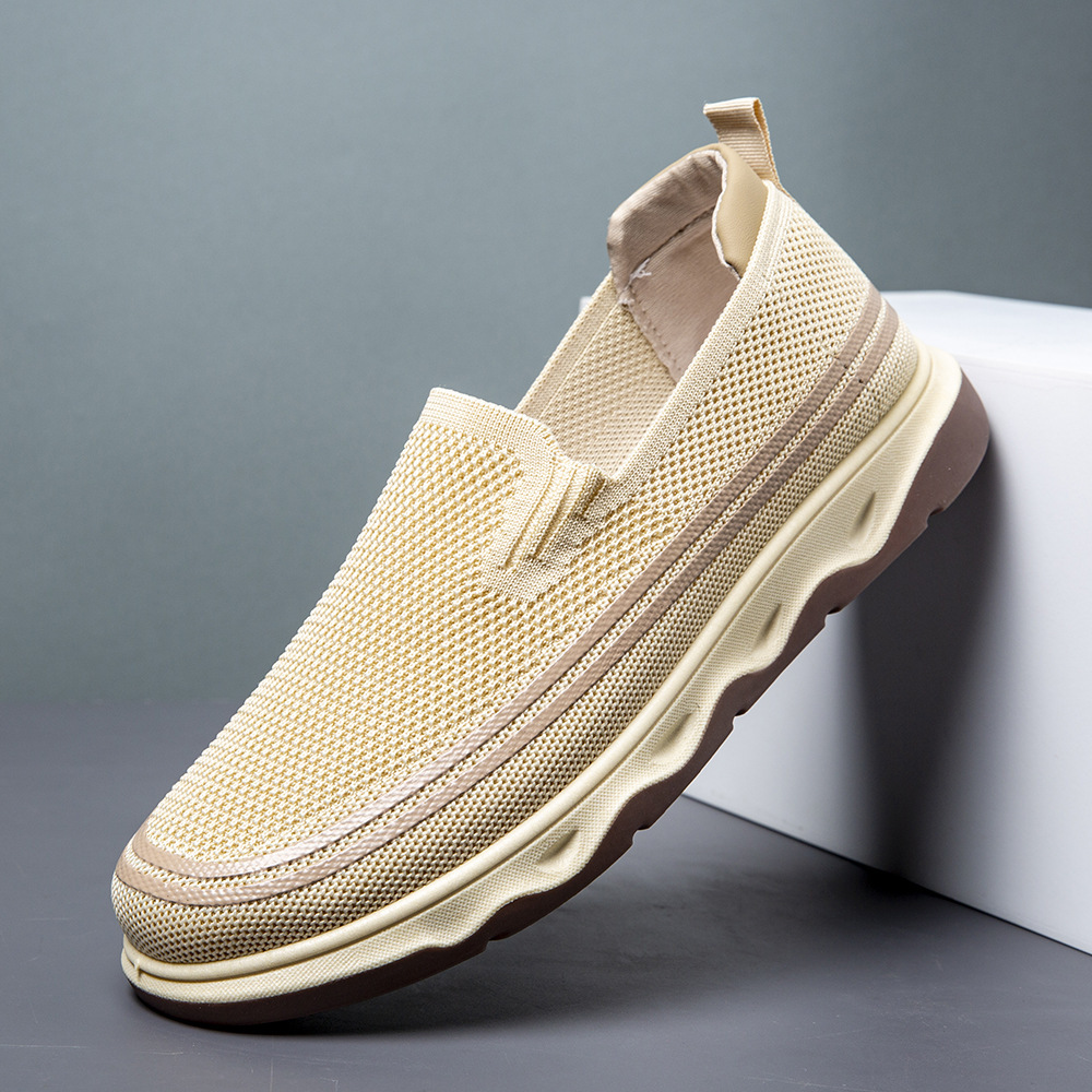 Zapatos de hombre primavera de un pie zapatos casuales de tejido volador suela suave zapatos cómodos de gran tamaño zapatos de hombre transfronterizos zapatos individuales al por mayor