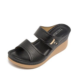 平底凉鞋;坡跟凉鞋;平底拖鞋