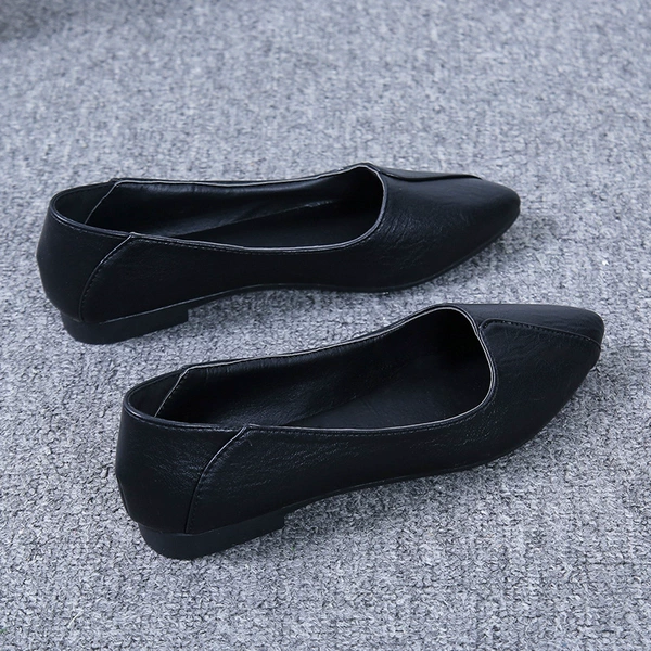 Black [1 cm]
