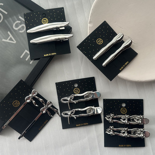 �yɫ���������Ů�l�A��߅�����AŮǰ�~��l����A��һ�ְl���^�