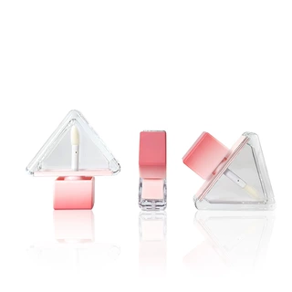 Lip gloss 6g透明三角形唇釉瓶 注塑遮瑕液瓶唇油唇泥分装管包材