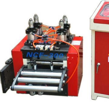 厚板电脑送料机  四轮伺服送料机  特殊送料机  四轮送料器