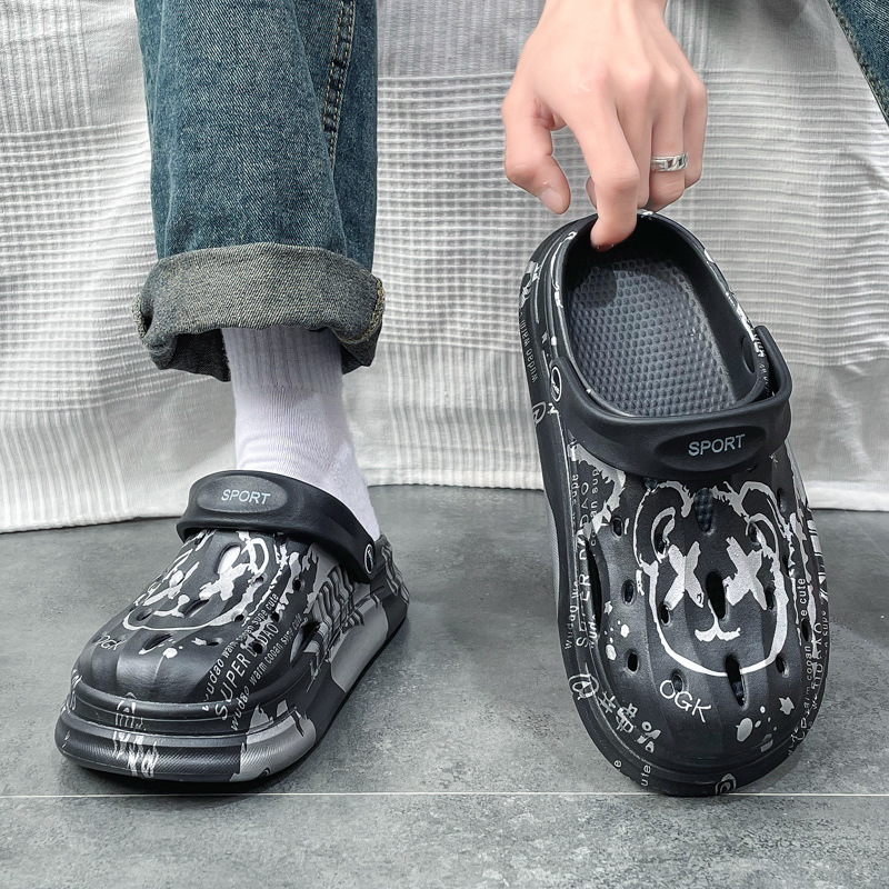 Zapatos agujero de la pareja verano nueva moda al aire libre sandalias de playa de la moda inferior gruesa sensación mierda cerrado toe zapatillas Sandalias de los hombres y las mujeres