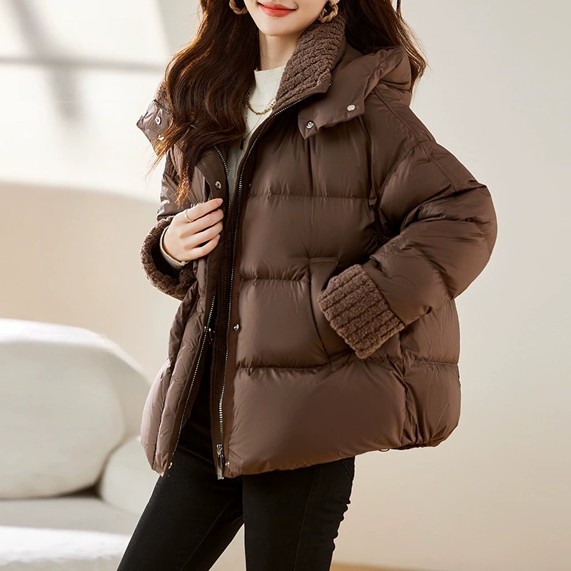 Модный короткий пуховый хлеб хлопчатобумажный костюм женский 2024 зима новый маленький человек толстый воздух хлопчатобумажная куртка