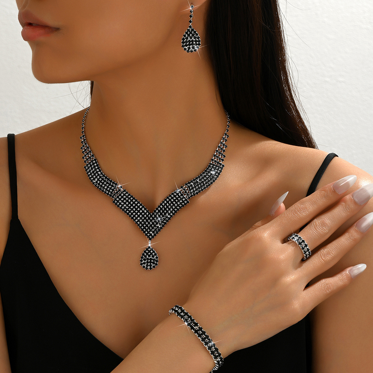 Premium Diamond V-Neck Jewelry Set for Pakistani Women