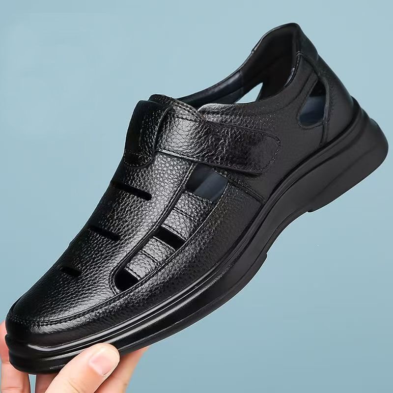 Pvc Imitation Leather Summer Men's Sandals, Breathable Hollow Casual Shoes for Middle-Aged and Elderly Fathers, Soft-Soled Clogs, Brown