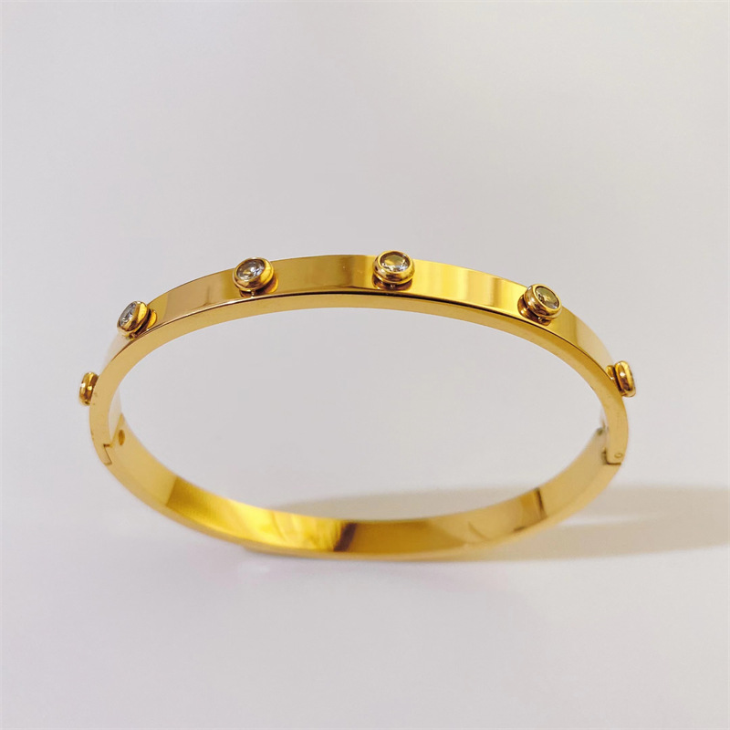 New Titanium Bracelet Creative 18k Gold Plated Women's Jewelry Wholesale display picture 2