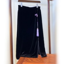 ��z�z�q�����LȹŮ�b�ﶬ�߶˽�z�qɣ�Q�z�׺�ɫ��ˇһ��ȹ