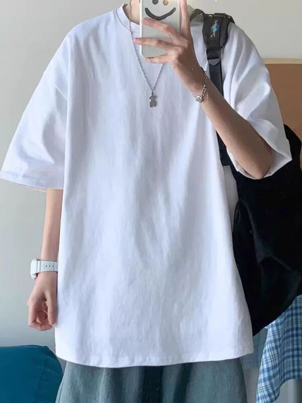 夏の香港風のファッションの男子の半袖のtシャツはゆったりしていて快適です。|undefined