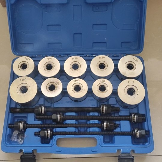 汽车通用胶套更换工具后桥下摆臂衬套拆装工具下支臂胶套拆卸工具